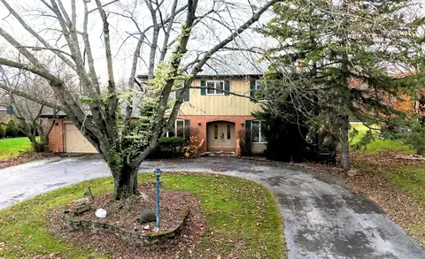 24656 S Willow Brook Trl, Crete, IL 60417