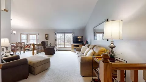 Living - 47 Springchester, Mattoon, IL 61938 photo 1 of 7