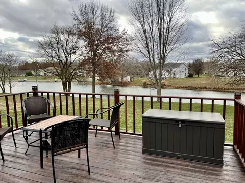Exterior - 47 Springchester, Mattoon, IL 61938 photo 6 of 13