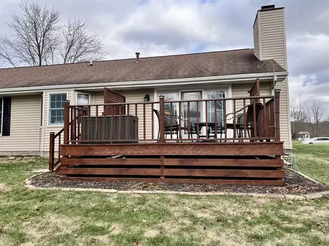 Exterior - 47 Springchester, Mattoon, IL 61938 photo 10 of 13