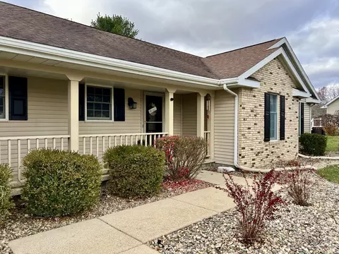 Exterior - 47 Springchester, Mattoon, IL 61938 photo 5 of 13