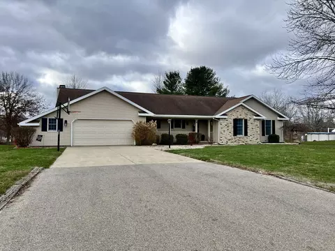 Exterior - 47 Springchester, Mattoon, IL 61938 photo 3 of 13
