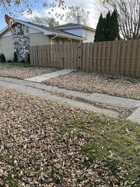 Exterior - 14920 Wentworth Ave, Dolton, IL 60419 photo 5 of 5