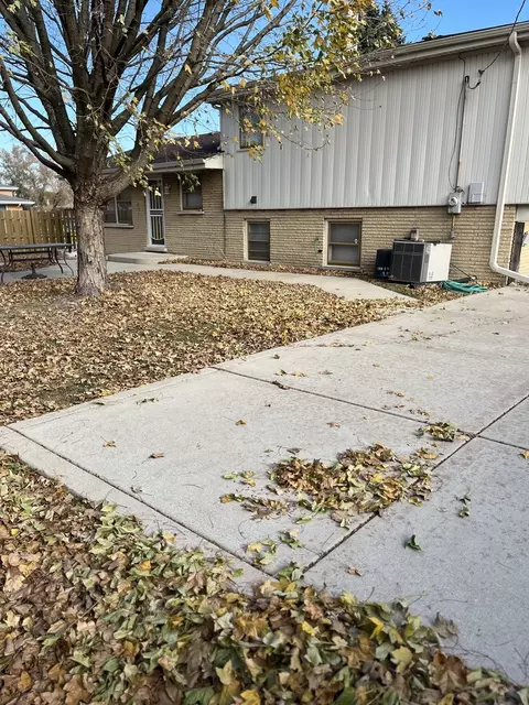 Exterior - 14920 Wentworth Ave, Dolton, IL 60419 photo 3 of 5