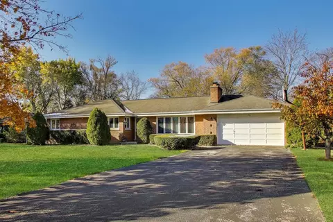 404 Tomah Ave, Prospect Heights, IL 60070