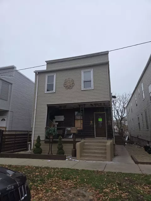 9651 S Avenue N, Chicago, IL 60617