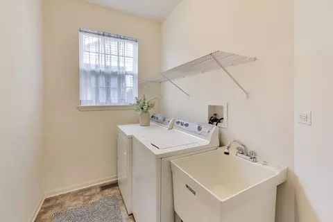 Other - 1129 Drury Ln, Aurora, IL 60502 photo 4 of 8
