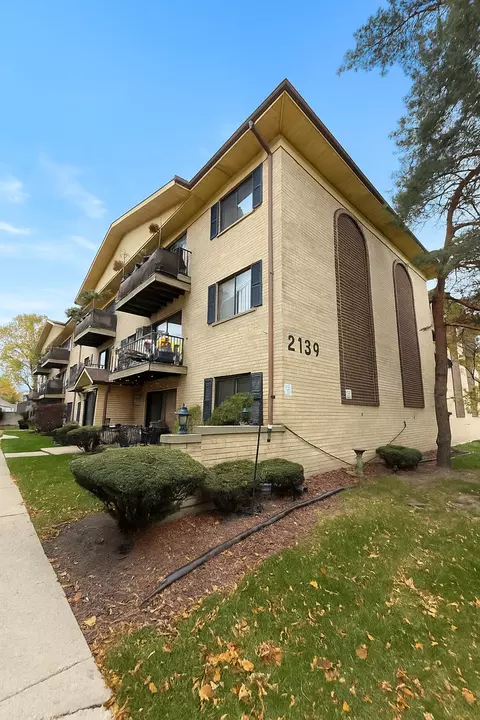 2139 N Harlem Ave #224, Chicago, IL 60707