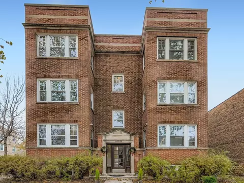 5704 N Artesian Ave #3N, Chicago, IL 60659
