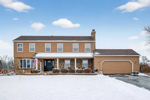 9623 S Carls Dr, Plainfield, IL 60585