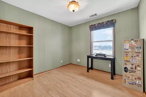 Bedroom - 9623 S Carls Dr, Plainfield, IL 60585 photo 4 of 10