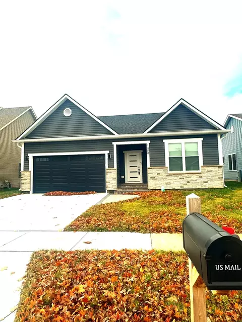 1380 Sandpiper Ln, Woodstock, IL 60098