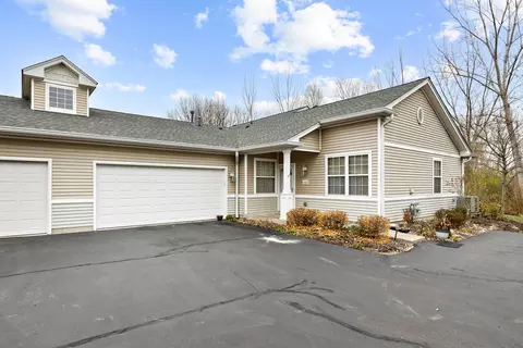 13427 Michigan Ave, Huntley, IL 60142