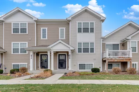 574 Spring Leaf Dr, Joliet, IL 60431
