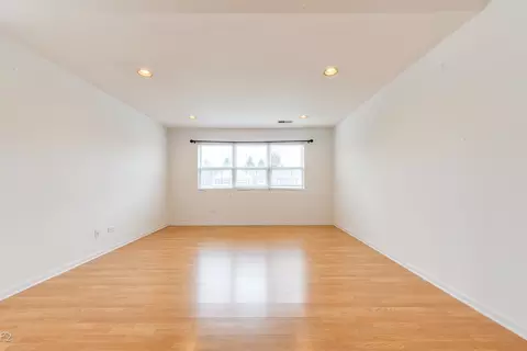 Living - 24181 Pear Tree Cir, Plainfield, IL 60585 photo 5 of 5