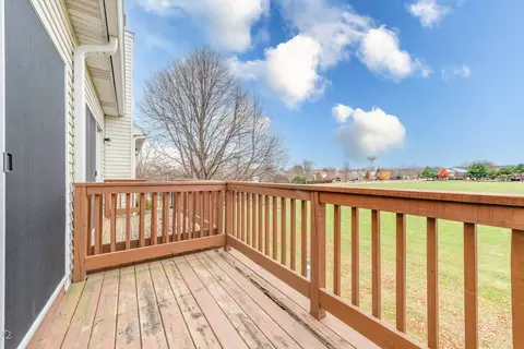 Exterior - 24181 Pear Tree Cir, Plainfield, IL 60585 photo 5 of 7