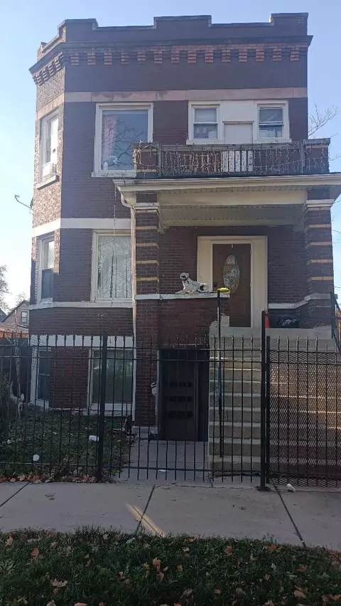 644 N Trumbull Ave, Chicago, IL 60624