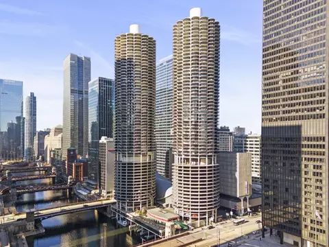 300 N State St #3235, Chicago, IL 60654