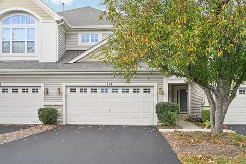 354 Vaughn Cir, Aurora, IL 60502