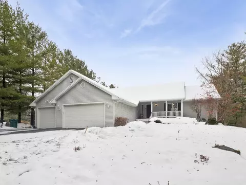 24266 N Forest Dr, Lake Zurich, IL 60047