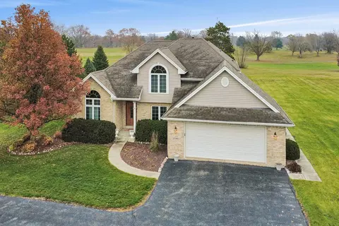 27745 S Stoney Island Ave, Crete, IL 60417