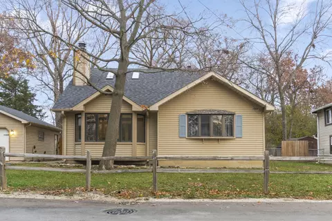 33805 N Oak St, Grayslake, IL 60030