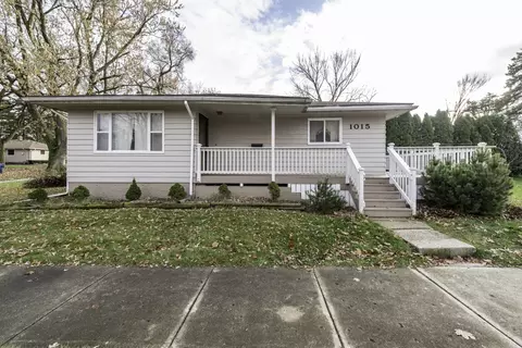 1015 Merton Ave, Waukegan, IL 60087