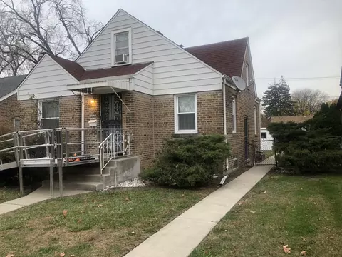 9715 S Dobson Ave, Chicago, IL 60628