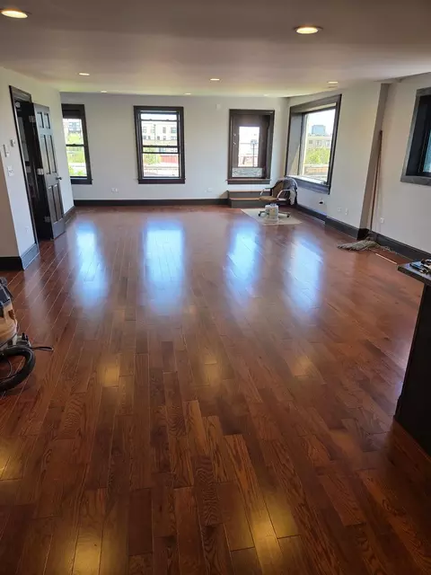 1445 W 16th St, Chicago, IL 60608 photo 4