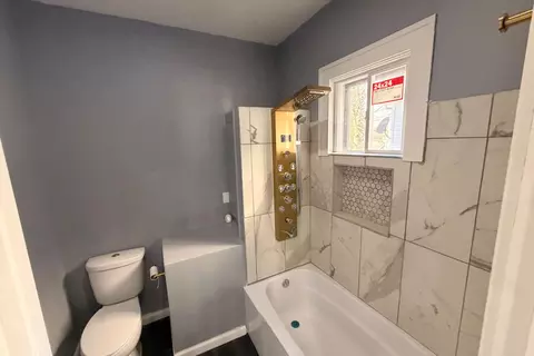Bath - 353 S 5th Ave S, Kankakee, IL 60901 photo 1 of 1