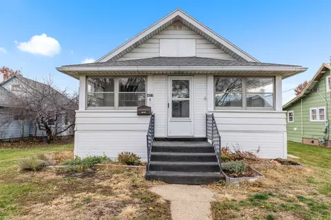 403 E 9th St, Rock Falls, IL 61071