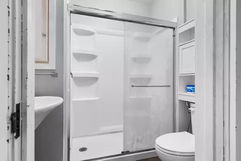 Bath - 403 E 9th St, Rock Falls, IL 61071 photo 2 of 2