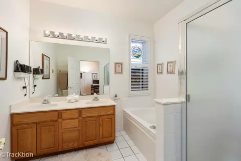 Bath - Undisclosed, Plainfield, IL 60544 photo 1 of 2