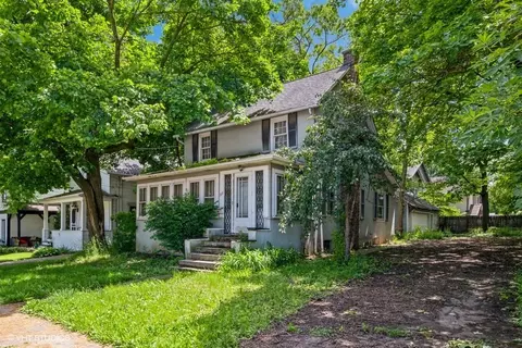 217 E Church St, Libertyville, IL 60048