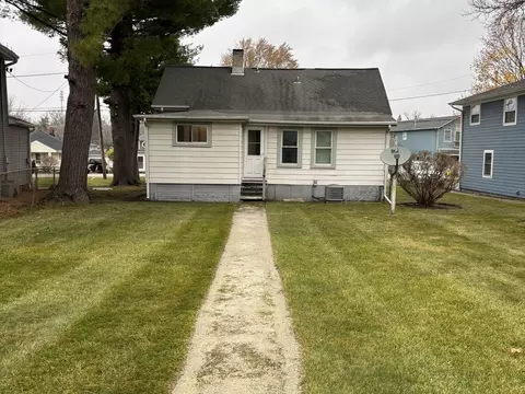Exterior - 309 N River Rd, Fox River Grove, IL 60021 photo 4 of 4