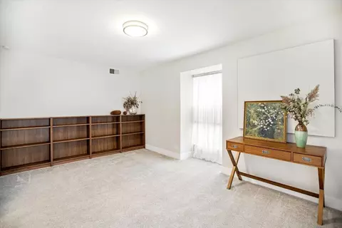 5200 Carriageway Dr #302, Rolling Meadows, IL 60008 photo 24