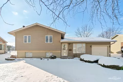 16824 Meadowdale Dr, Oak Forest, IL 60452