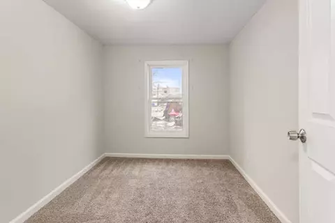 Bedroom - 607 N James St, Champaign, IL 61821 photo 4 of 6