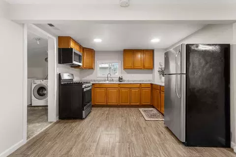Kitchen - 607 N James St, Champaign, IL 61821 photo 1 of 4