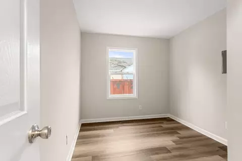 Bedroom - 607 N James St, Champaign, IL 61821 photo 3 of 6