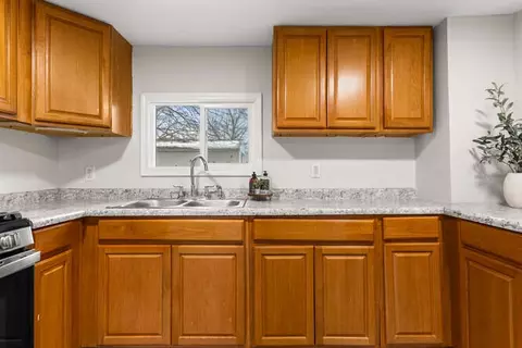 Kitchen - 607 N James St, Champaign, IL 61821 photo 4 of 4