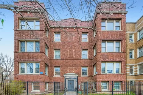 4653 N Lawndale Ave #3S, Chicago, IL 60625