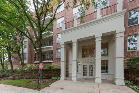3115 Town Square Dr #206, Rolling Meadows, IL 60008