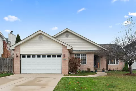 25821 S Sunrise Ct, Monee, IL 60449