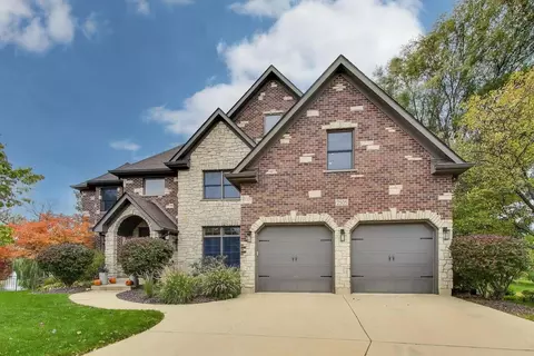 2505 Brookstone Ct, Aurora, IL 60502