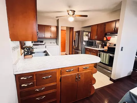 100 E Willow St, Fairbury, IL 61739 photo 18