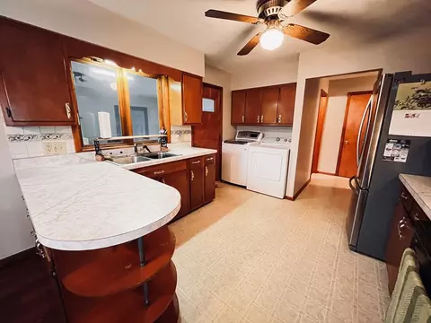100 E Willow St, Fairbury, IL 61739 photo 17