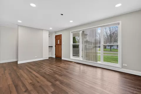 Living - 2102 Eastman St, Rolling Meadows, IL 60008 photo 1 of 3