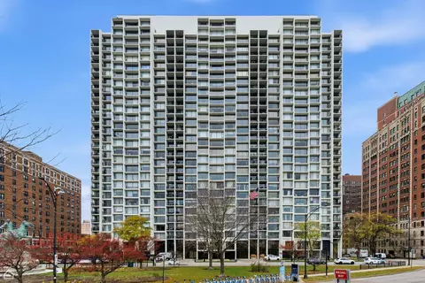 3200 N Lake Shore Dr #604, Chicago, IL 60657