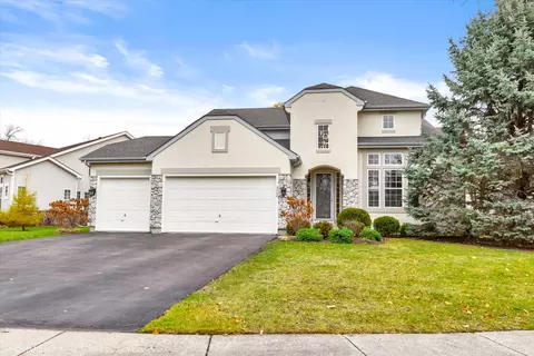 2204 Avalon Dr, Buffalo Grove, IL 60089